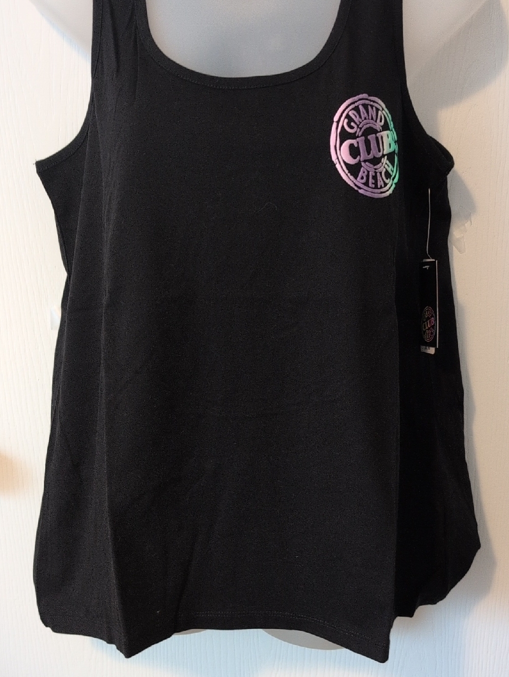 NWT. Ladies Club Beach Graphic Black Tank Top. Size Med.